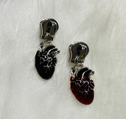 Goth Heart Pull