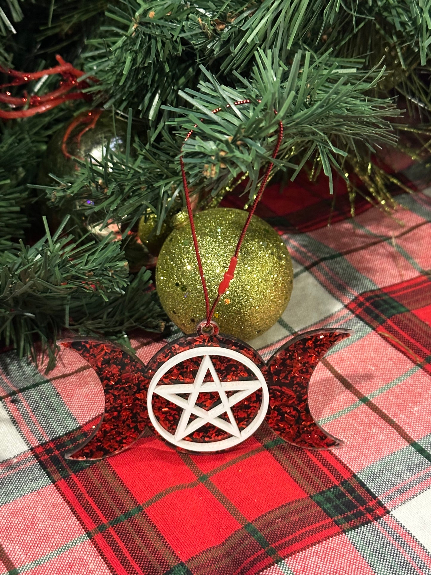 Wicthy Ornament