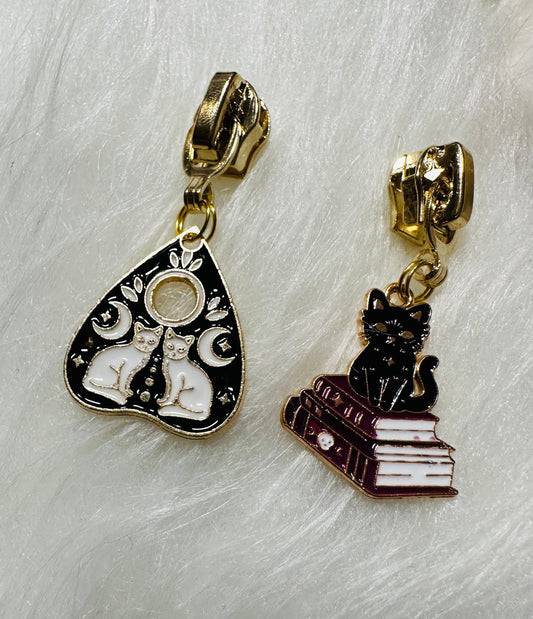 Cat witchy pulls (2 set)