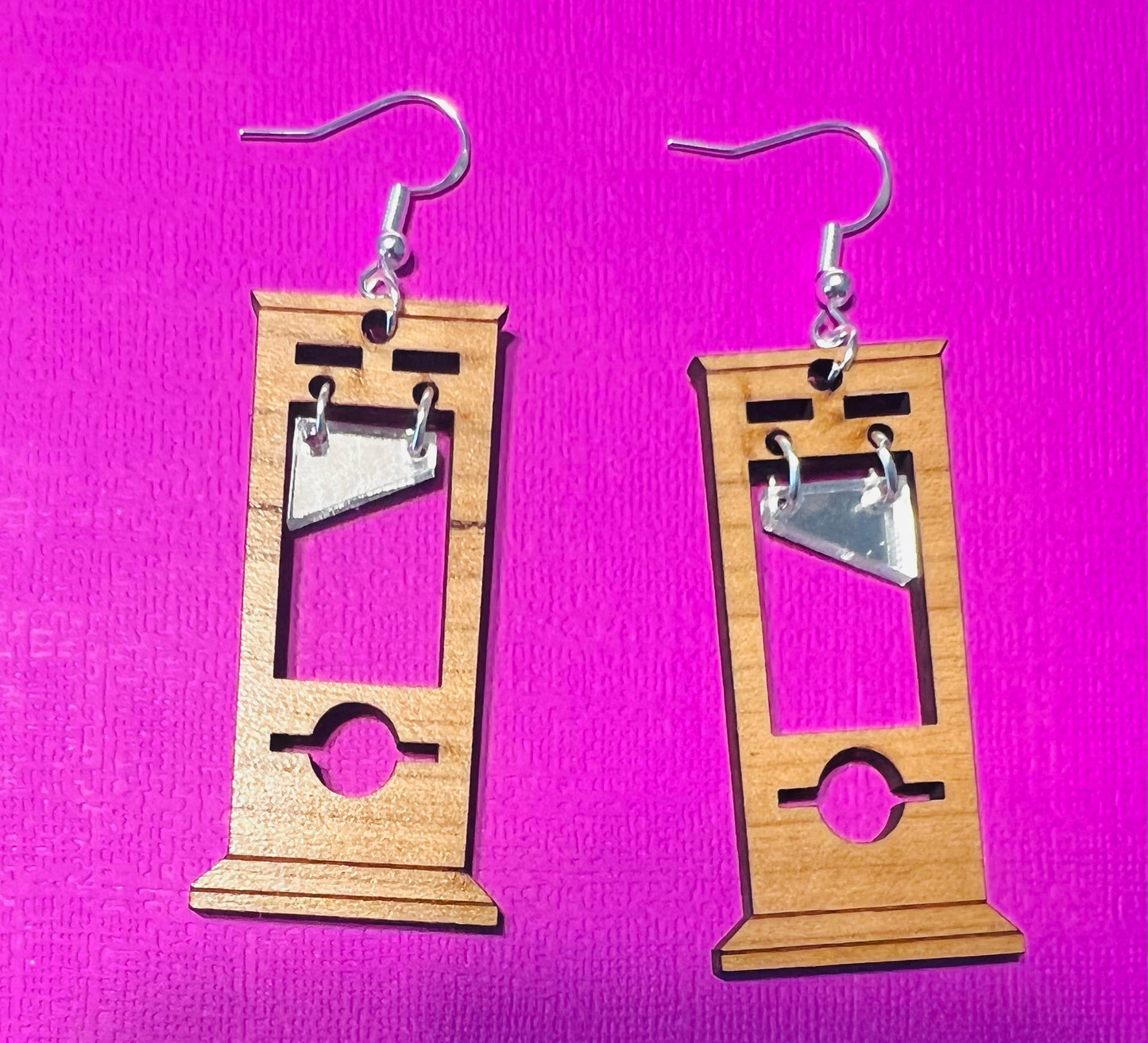 Guillotine earrings