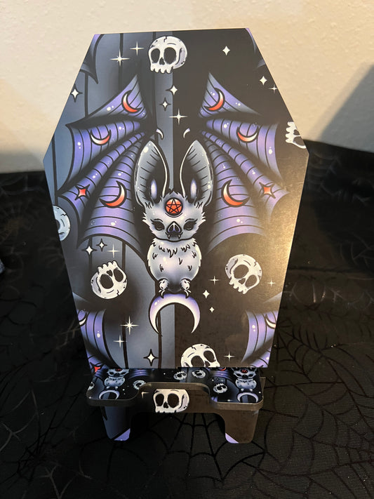 Luna Bat phone stand